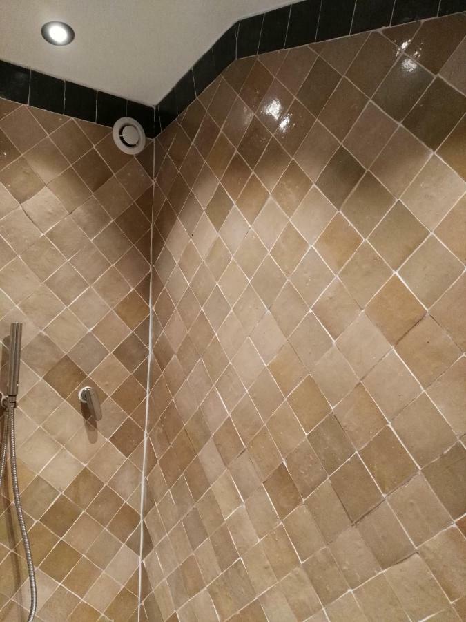 Maison D'Hotes Du Grand Chene Valensole Ngoại thất bức ảnh